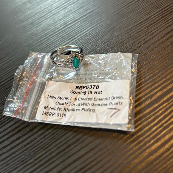 NWOT BP Coming In Hot Size 7 Ring - Picture 4 of 4